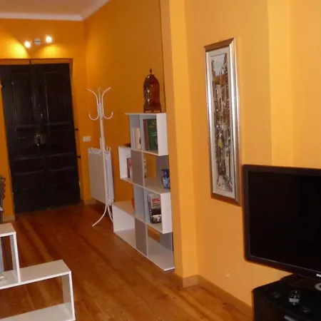 La Casa Di Perpy Centro Storico Ιβρέα